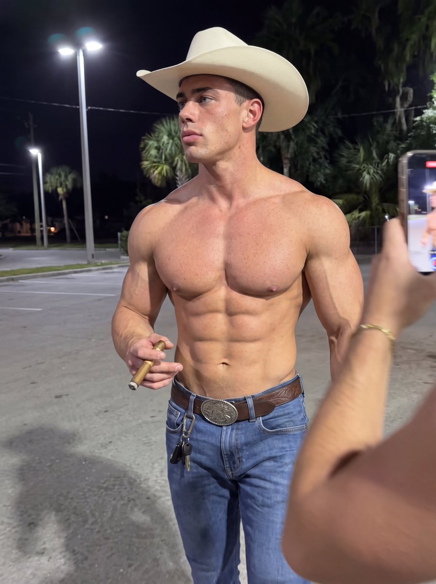 CadeHarlanX's tweet photo. Gotta stop smokin' lol https://t.co/YzPZQQN41P