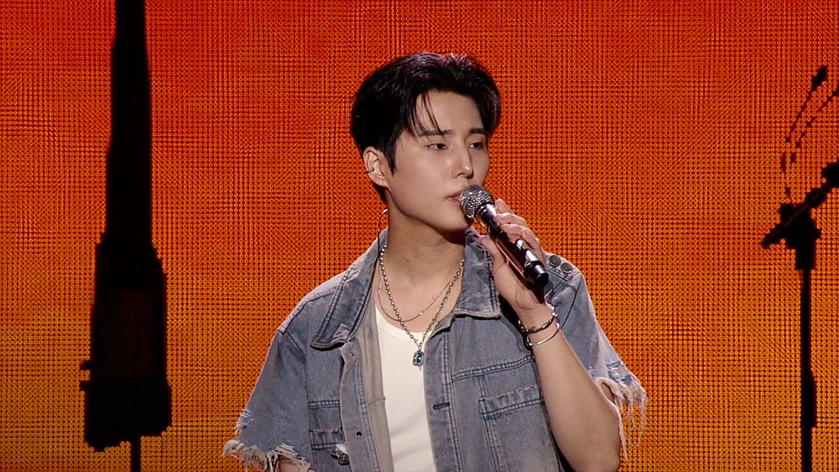 day6official's tweet photo. [LIVE] 집으로 향한다｜Young K Solo Tour ＜YOUNGEST＞

https://t.co/wIzs6VNEeh

#DAY6 #데이식스
#YoungK #영케이
#YOUNGEST
#YoungK_Solo_Tour_YOUNGEST https://t.co/gXksdDR0un