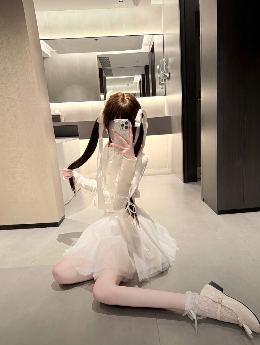 julie42vs8's tweet photo. 谁要锐评16岁的福！

要看的来撒～我直接发啦！！

看完不许说我福黑嗷! ！ ！

来就给！☺️给看福 https://t.co/B3zv8rP3ol