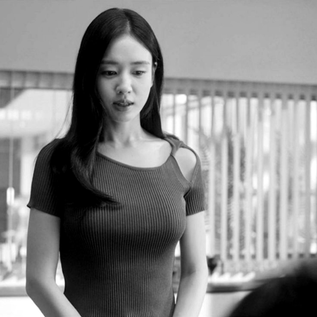 rottenseia's tweet photo. 📍 Kediaman Widjanarko, Pasar Minggu
30 Sept 2026 | 14.00

At this point, lebih geter izin ke akung sama oma nya Ody buat bawa Ody ke Portugal daripada bawa papa nya ody buat menghadap. 😣 https://t.co/pQoqWCsAiw