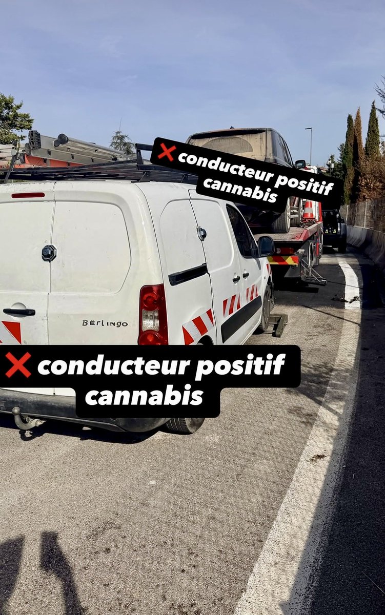 FreeBirdXXXX's tweet photo. Et pendant ce temps la, le massacre de la vie des français et de l’économie continue tous les jours de plus belle…. 

2 personnes de plus qui manifestement travaillaient et qui donc ne pourront plus le faire…. Deux familles entières dans une merde noire, pour des raisons parfaitement débiles et on ne peut plus arbitraires ! 

Comme si la vie était pas assez complexe comme ça, faut encore que ces crétins des Alpes viennent en rajouter…. 

Pour rien !!!!  Pour des c*nneries !!!!

Alors que si on leur faisait passer un petit test d’aptitude rapide, tout le monde pouvait vaquer à ses occupations après et on était pas emmerdés ! 

Mais non…. On préfère insécuriser les français, leur faire payer, leur faire peur, même pour du cbd légal et sur la base de pures galéjades !

Pays d’arriérés !!! 

🤬🤬🤬