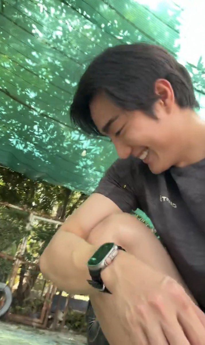 ppxx_kb's tweet photo. ก่อนโดนกัด                       หลังโดนกัด💔

@fforcejs #fforce_ https://t.co/UZgFV8jJHX