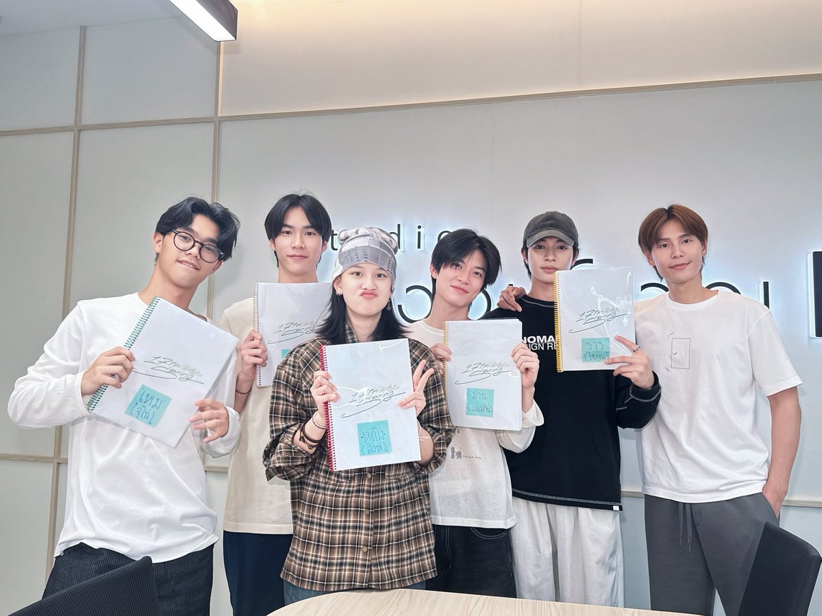 eujings's tweet photo. Let's go it's finally happening!! 🍃🐣
Get ready for spring! 
🌱🍃✨☁️🌈🫧🌳🍀
#Aston
#Chokun
#ChokunAston
#17thSpringSeries
#GMMTV https://t.co/zWyxSQaUHm