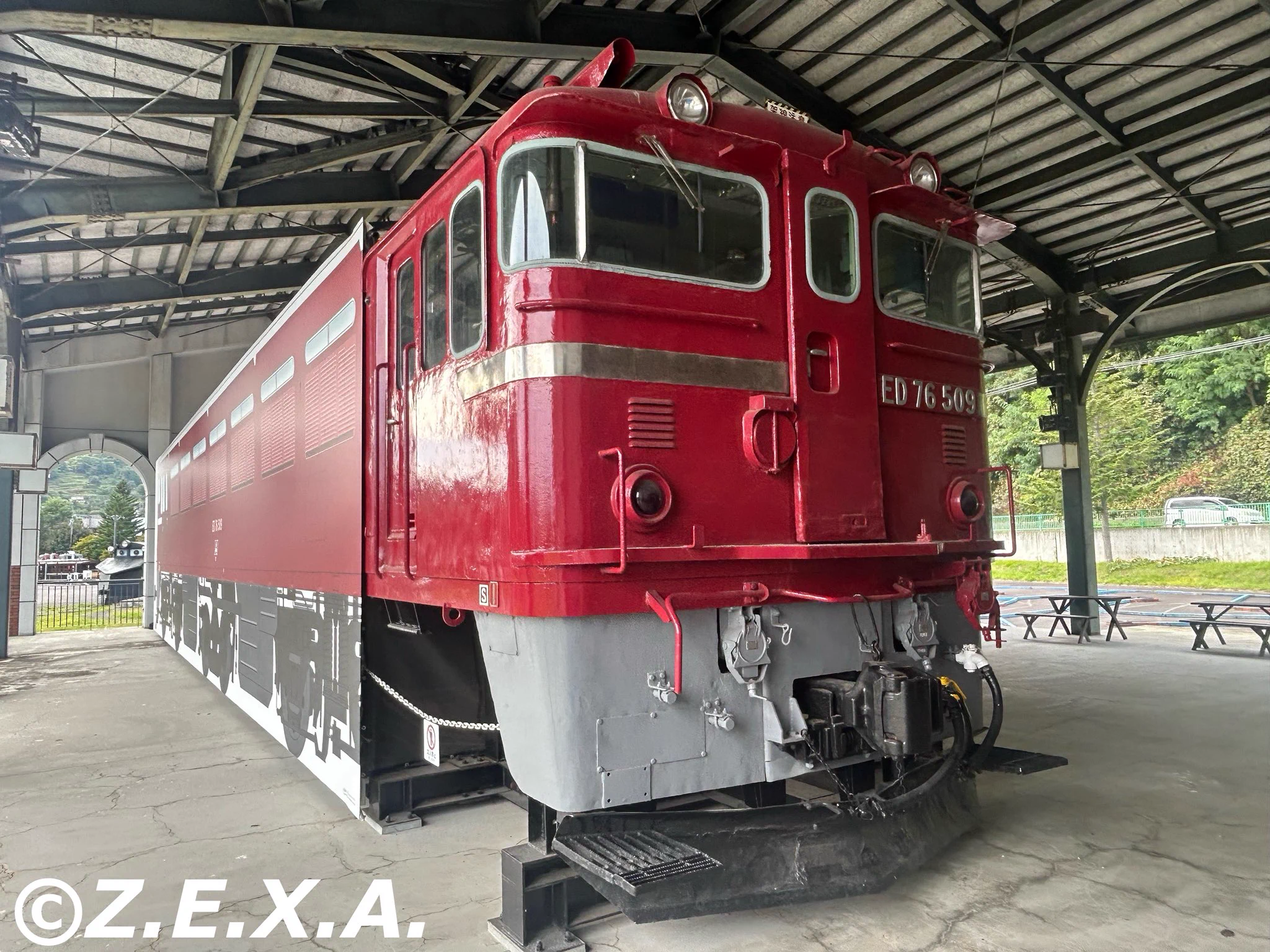 【鉄道部品】国鉄ED76 57号機補助ハンドル 乗り物処 鐵巴飛庵(a.x.) on X: 