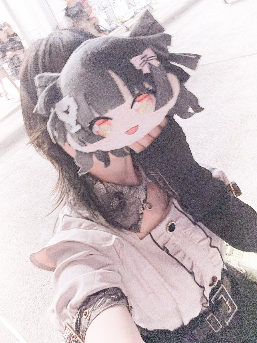 joe_Nikipi's tweet photo. MSP本当に楽しかったから、参戦服のスペシャルオンスペシアル概念載せちゃう✌🏻
自分が普段こんなに可愛い系の服着ないタイプだから、そのまんまな感じじゃなくて本当に概念！って感じ目指して合わせたけど意外と良かったかも？

気付いて概念服良いですねって声掛けてくれた人もいてまじで嬉しかった🫶 https://t.co/fcd9GVhlkj