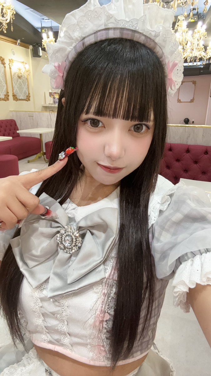 suya__suyazz's tweet photo. います！
締め日です( ˊ•̥  ̯ •̥`)
応援してくれたらめちゃ感謝です😭‼️

 #コンカフェ  #コンカフェ営業  #歌舞伎町  #自撮り界隈  #いいね返し  #歌舞伎町コンカフェ https://t.co/mih6v6PRBK