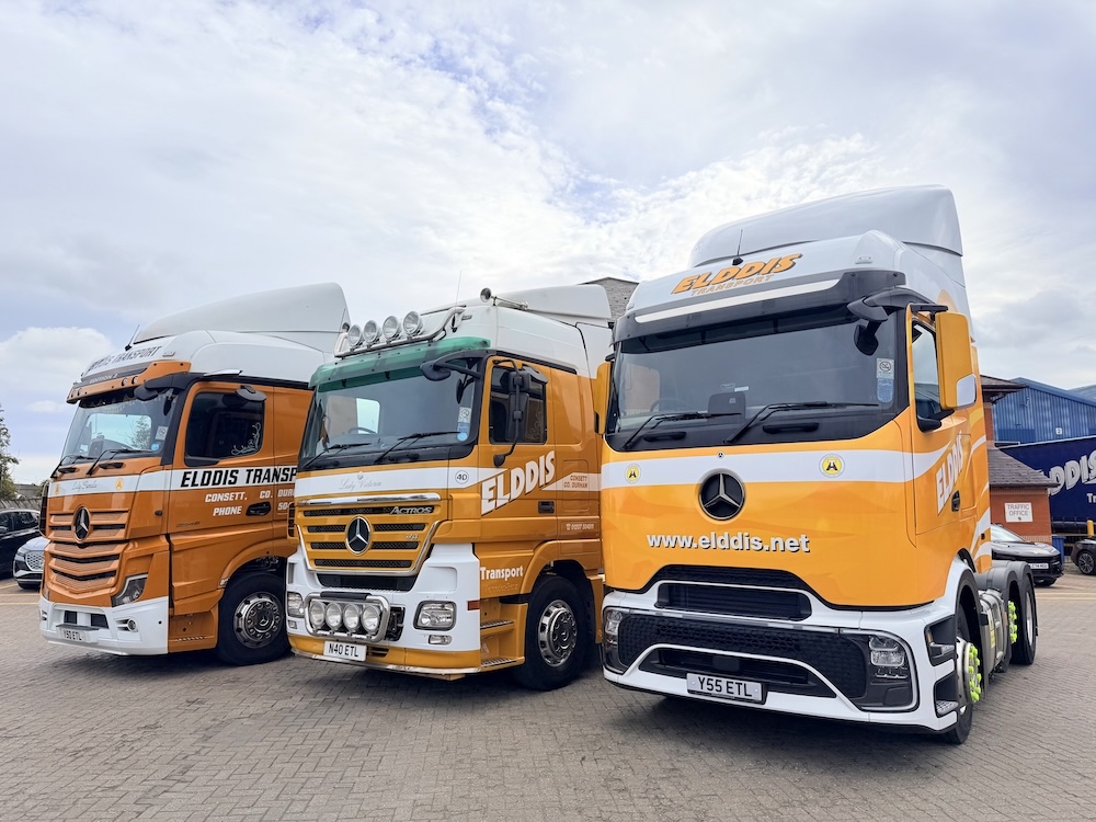 Comm_Motor's tweet photo. 🎉 County Durham haulier Elddis Transport is celebrating 30 years of the Mercedes-Benz Actros, having operated more than 500 examples of the flagship truck. READ MORE … https://t.co/7pHDm2m5VG

#CommercialMotor https://t.co/uM5tRs7kQZ