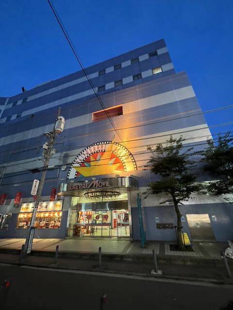 hitak777's tweet photo. 相鉄ムービル、閉館になると言う事で先日行ってきました。真新しい建物だった時から知っていたので、景色がまた１つ変わるんだなと思うと寂しいですね。お疲れ様でした！
#相鉄ムービル https://t.co/7K4j5NVJFf