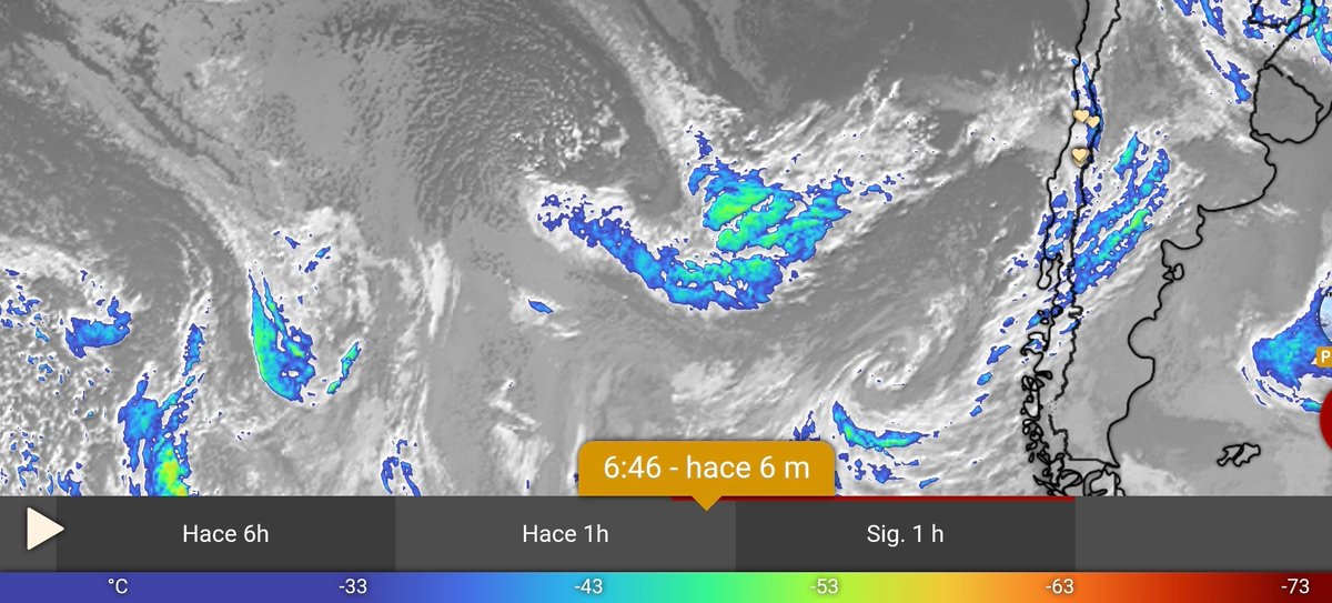 EdoWeatherman's tweet photo. Reporte matinal. Patrón favorable para lluvias, tormentas e inestabilidad.

Entre hoy y las próximas dos semanas, una serie de eventos, entre sistemas frontales y bajas segregadas, afectarán diversos sectores del norte, centro y sur de Chile. Con el fuerte El Niño presente, la primavera traerá bastante inestabilidad y la mayoría de eventos de lluvia, vendrán con tormentas eléctricas. Incluso no se descarta el desarrollo de algún temporal.

Hoy lluvia desde Maule al sur, con algunos chubascos en sectores de la zona central. 

Deja tu reporte en los comentarios.