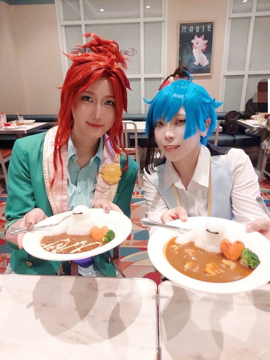 _ma_ki_ro_nn's tweet photo. #Dハロ仮装 
#Dハロツイステ仮装
 🧜‍♀️@hanamizutaro44 
🐬@mu_pi7 
🐙@CSPR_chun 
🦈おいどん
9/27🏰で難聴人魚（人形） https://t.co/htvh87W4JU