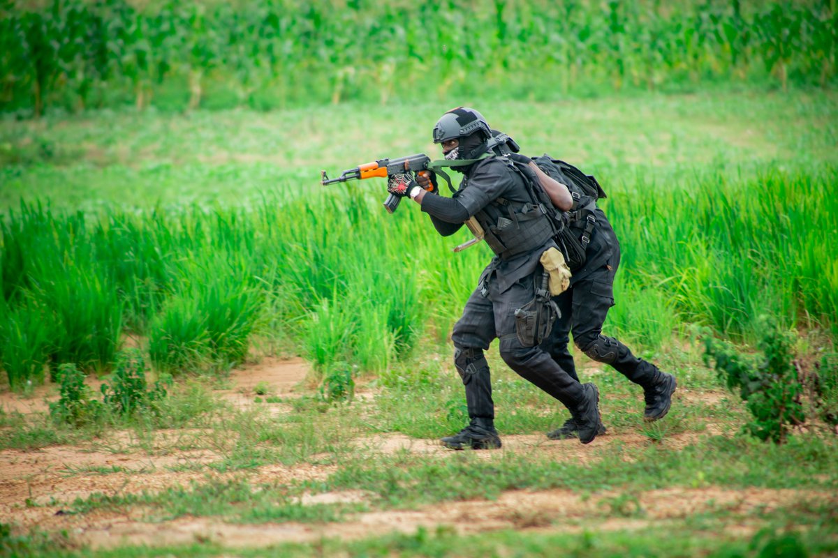DefcommS's tweet photo. SEE THE THREAT. CONNECT THE TEAM. CONTROL THE MISSION.

SignalForge™ by DefComm Solutions is built for environments where conventional connectivity may be limited, disrupted or unavailable.

Resilient tactical networking. Situational awareness. Offline &amp; edge capabilities. https://t.co/VCzhubyNBT