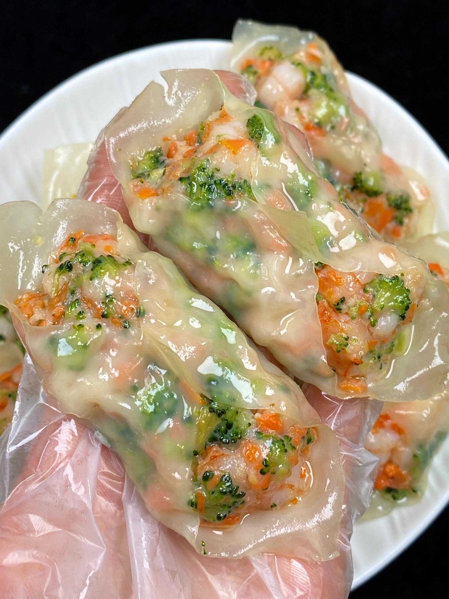 limminsin's tweet photo. [Fresh缴露糯 rice cakes, chewy and sweet, perfect for a cozy morning!] https://t.co/HCXC5h3r8W