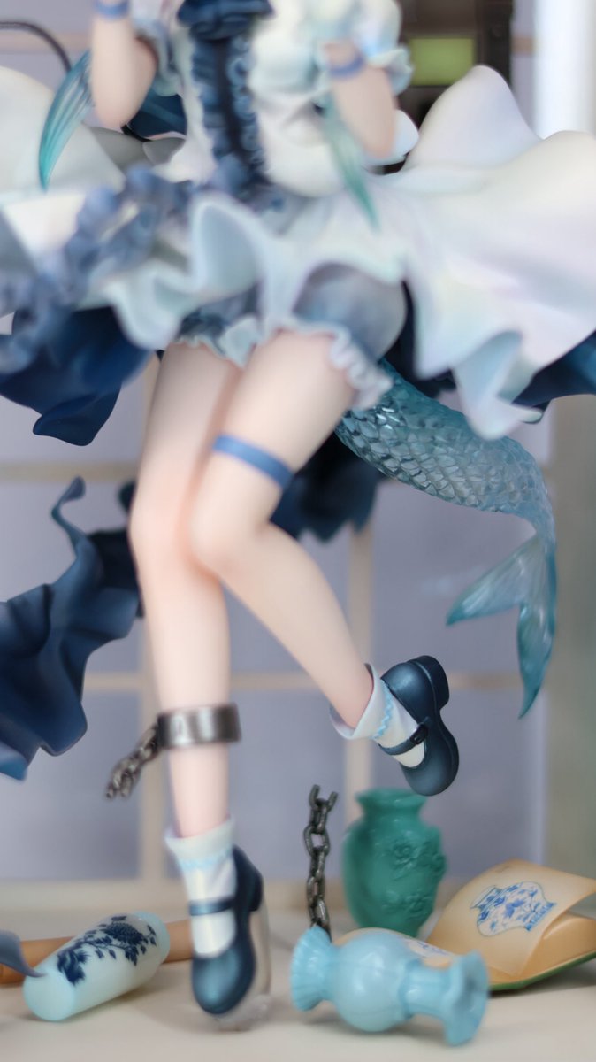Tomatofish1995's tweet photo. 青花磁器の少女🫧

塗装作品は上海WFで展示されます https://t.co/Zo5SnP7BnY