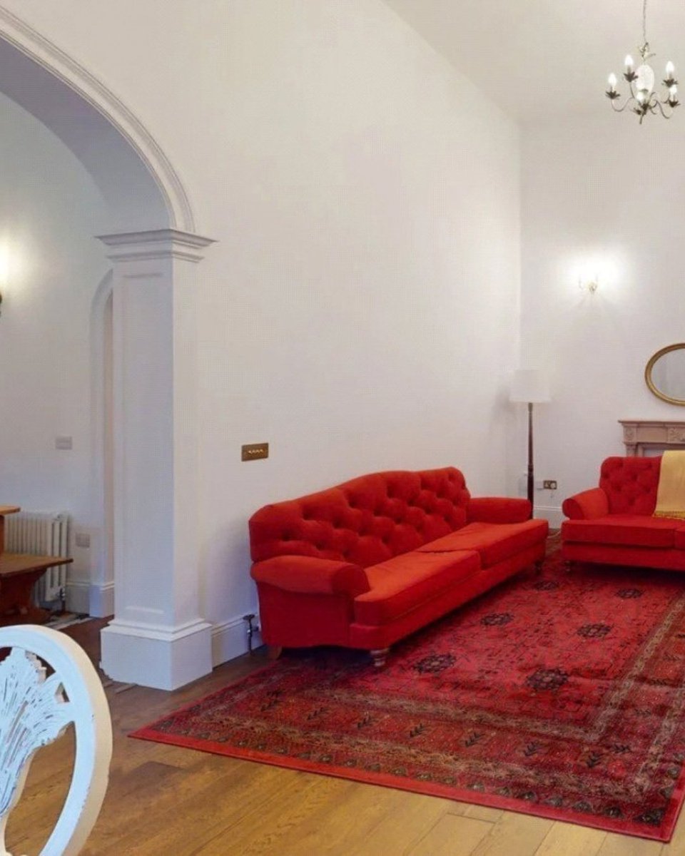 JS_Cornwall's tweet photo. New listing
Holman Park, Camborne, Cornwall
Guide price £325,000

A two-bedroom ground floor apartment with its own entrance, separate reception room and large kitchen.

https://t.co/FgcP4r9q6v

#cambornepropertysales #countryhouseapartment #cornwallperiodproperty #jacksonstops https://t.co/gGG5AGNpiU