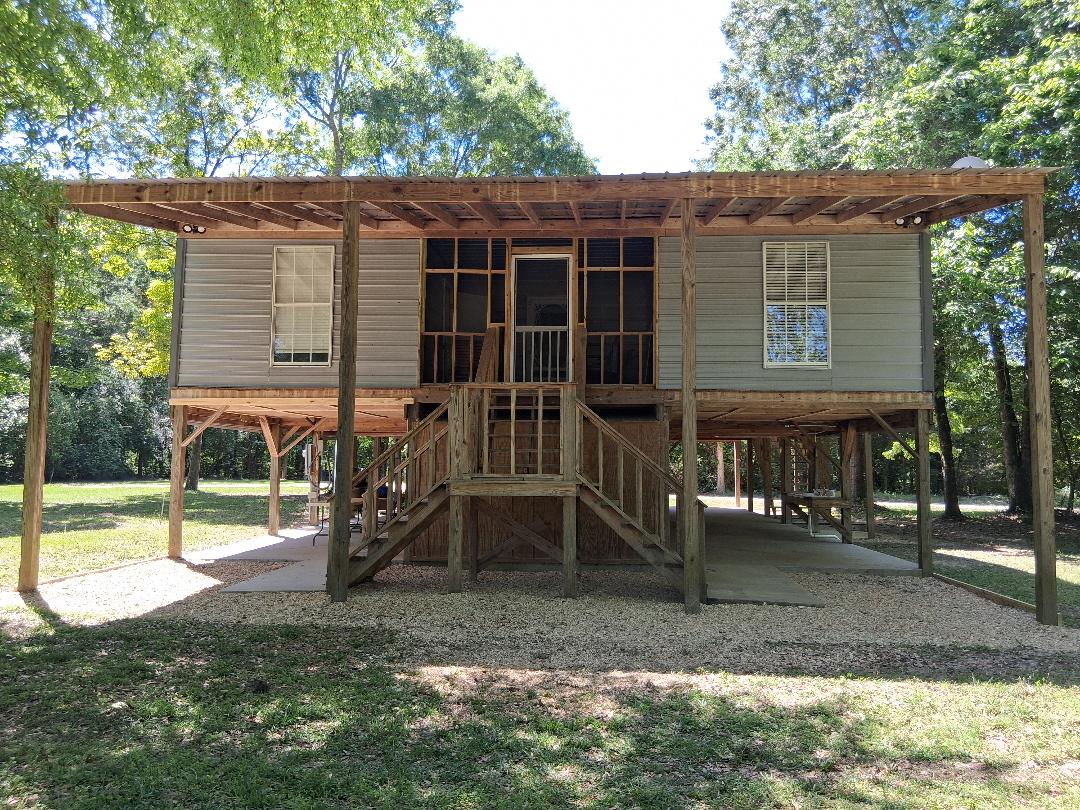 kennonhen's tweet photo. The Land Man Has a River Front Home on 1.5 Acres in Leakesville 

Brokered by Foundation First Real Estate 

Meri Walker
251-490-7769

Kennon " Land Man " Henderson 
251-402-0420

143 Ralph's Dr Leakesville, MS 39451
Priced at 285,000 https://t.co/aHdNIq4Zs8