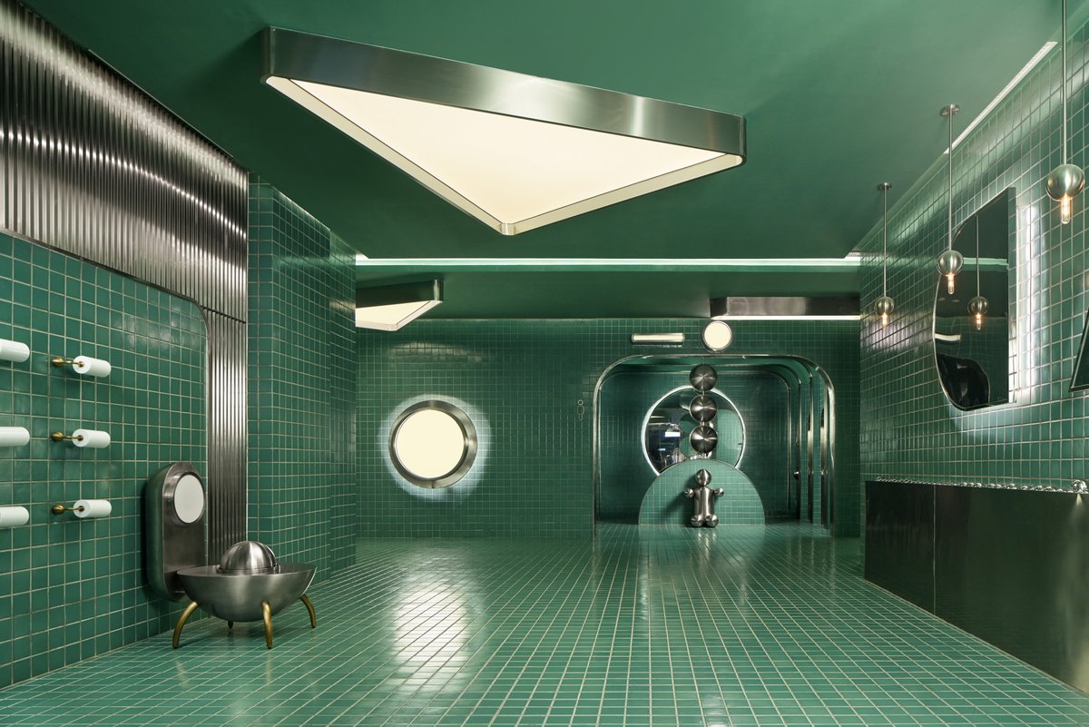 formsarchive's tweet photo. You’d think this was science fiction.

It’s an actual restroom in Zhejiang, China. https://t.co/IGjTbtY2at
