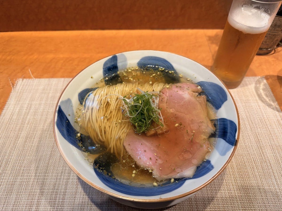 yooongfa's tweet photo. 今日もクソみたいな1日だったから帰りにラーメン食べてやった。 https://t.co/zQIGQx4V3Y