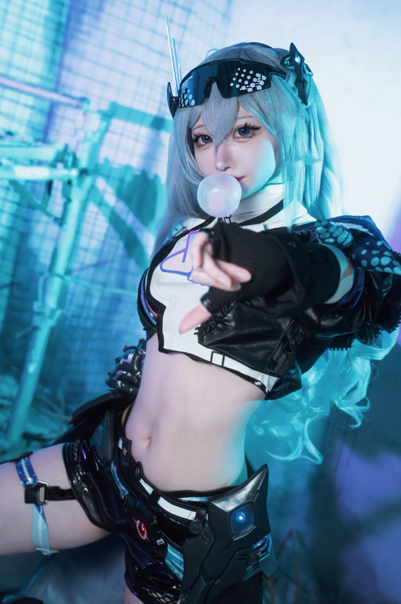 maskchan9's tweet photo. cos. 
Honkai:StarRail / SilverWolfLv999

            『ふん、遊びは終わり。』 https://t.co/vr4xWjB9Bw