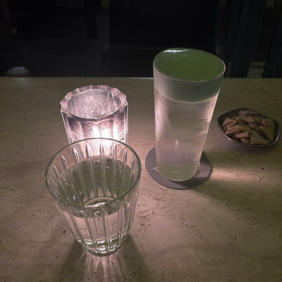 ieninak's tweet photo. 这一杯给我喝晕了 https://t.co/06gxVrpcPB