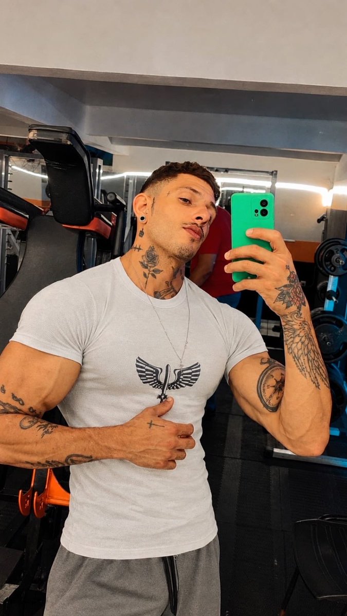 Robsdot1's tweet photo. @arthurpicoli Bom dia para quem já foi hoje 👊🏽👊🏽 https://t.co/1yzXB9I1EO