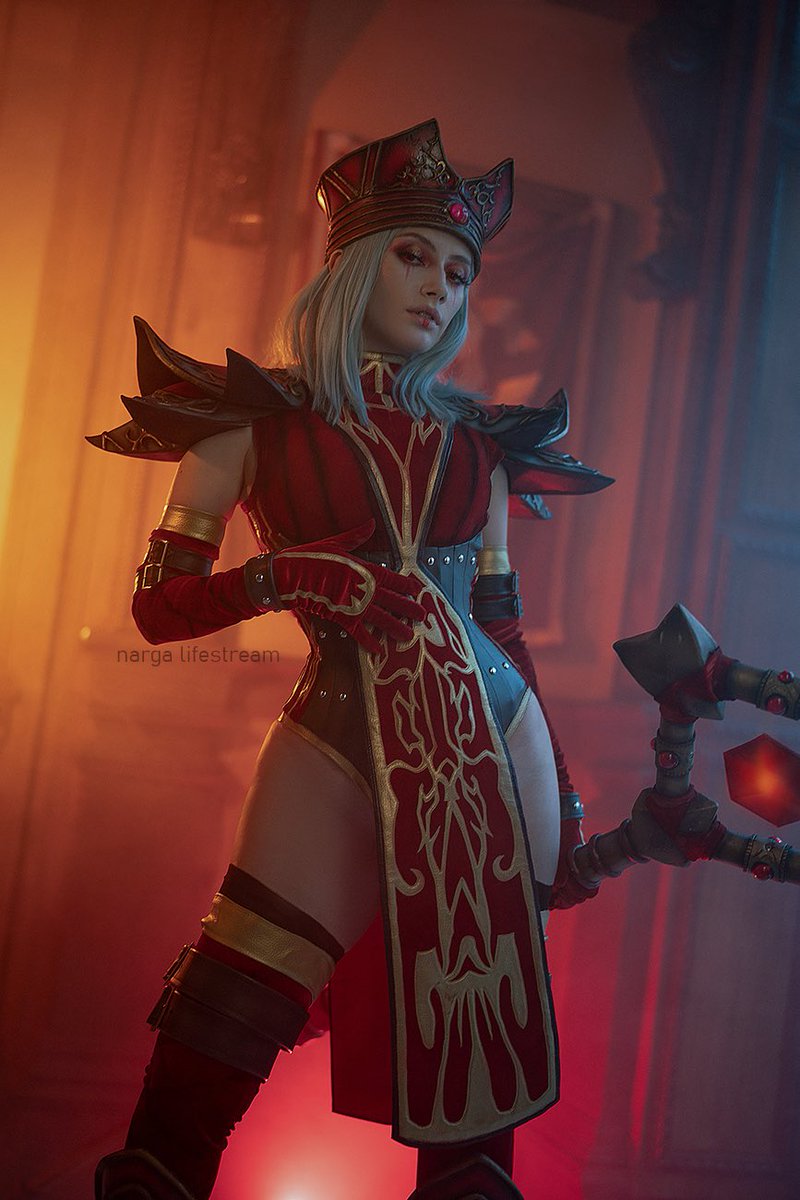 NargaLifestream's tweet photo. ❌Alliance 
❌Horde
✅Scarlet Crusade 

Sally Whitemane cosplay by me https://t.co/ENkkC9LWrB