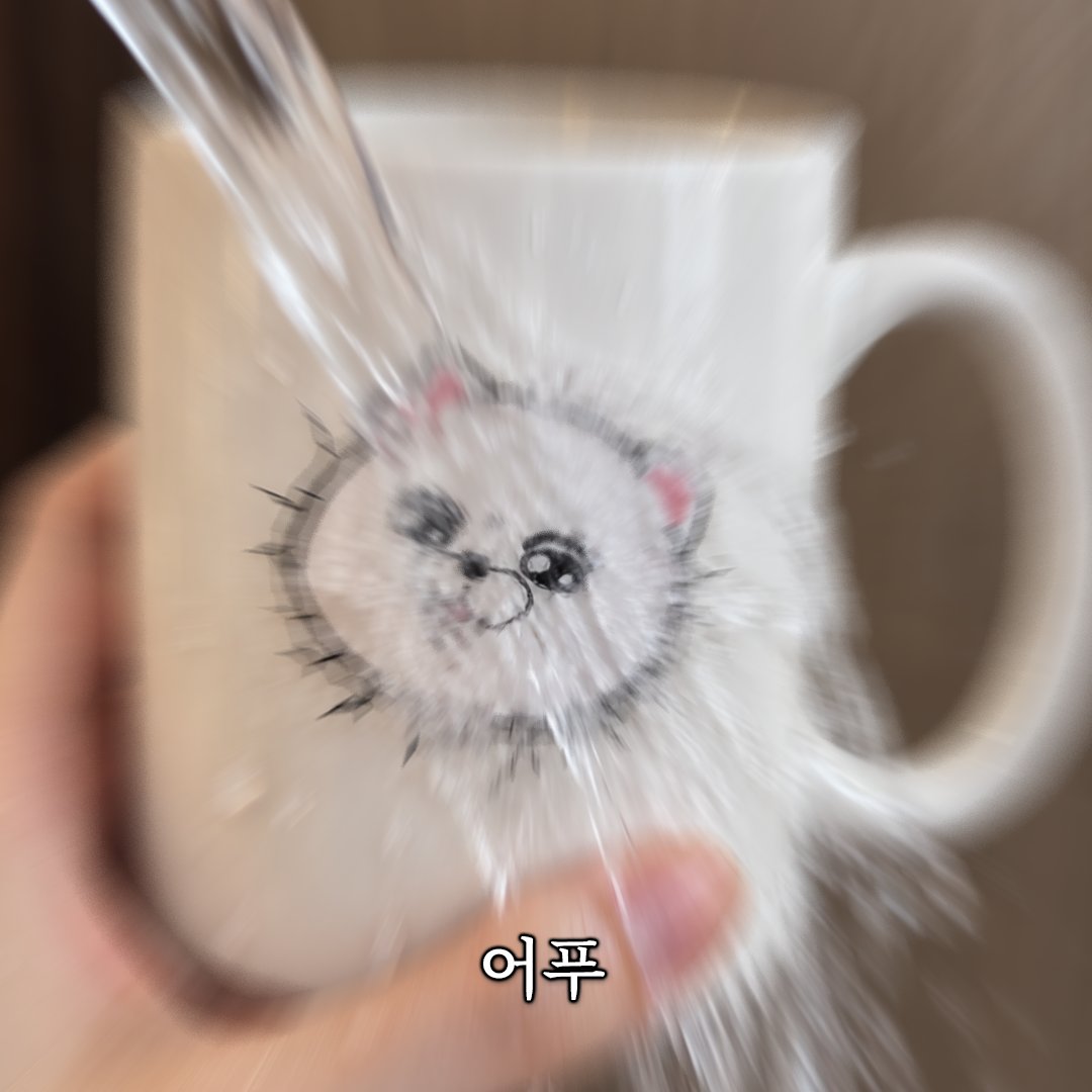 bajinyangi's tweet photo. < 바지냥이 × 해뜨날 콜라보 OPEN! >

바지냥이가 스티커로 찾아왔어요! ฅ^•ﻌ•^ฅ
방수 ok 😹 네임스티커 ok  😻
다이어리, 텀블러, 노트북 등 원하는 곳에
바지냥이를 잔뜩 붙여보세요 ฅ^•ﻌ•^ฅ

📅 판매 기간
09. 30 ~ 10. 31

🛒 구매 링크
https://t.co/N8lx0zUm6N https://t.co/foHkzQqaO2