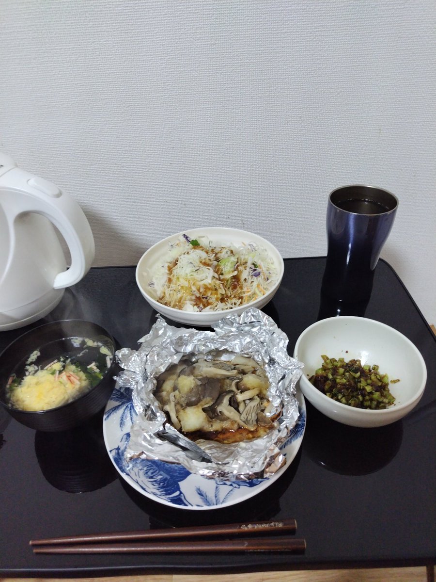 otamax's tweet photo. ほんじつのおゆはん https://t.co/LCObTvcvAp
