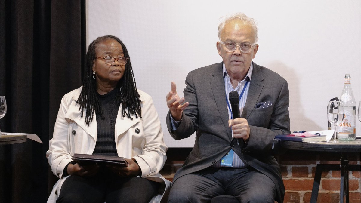 Eurpeace's tweet photo. During the UN High-Level Week our Executive Director Michael Keating took part in a conversation about the actors reshaping the emerging international order organised by @StarlingInst and moderated by its CEO and co-founder @M2Pham.

📺Full panel here: https://t.co/4F0GQuKcwf https://t.co/2WJpa19MEC
