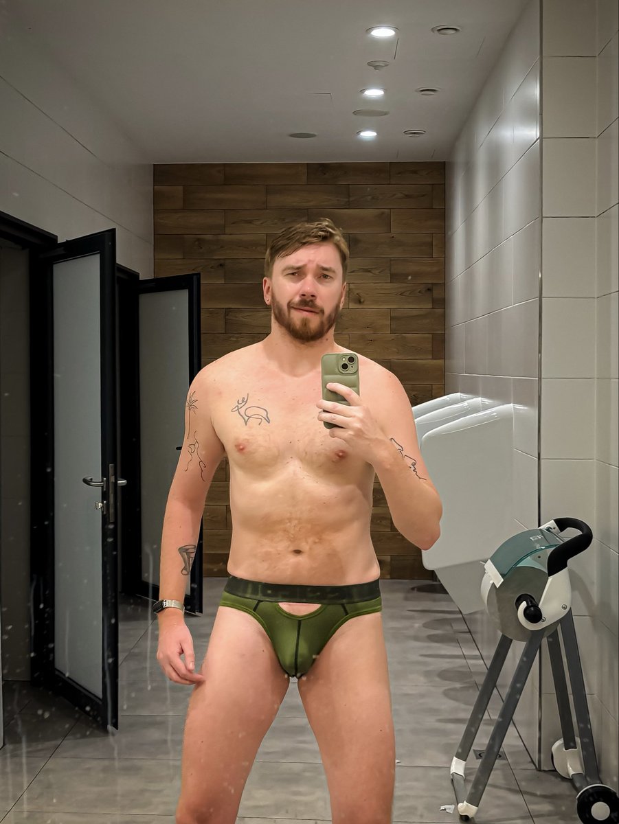sebrul88's tweet photo. After workout https://t.co/VTPfDgQEVL