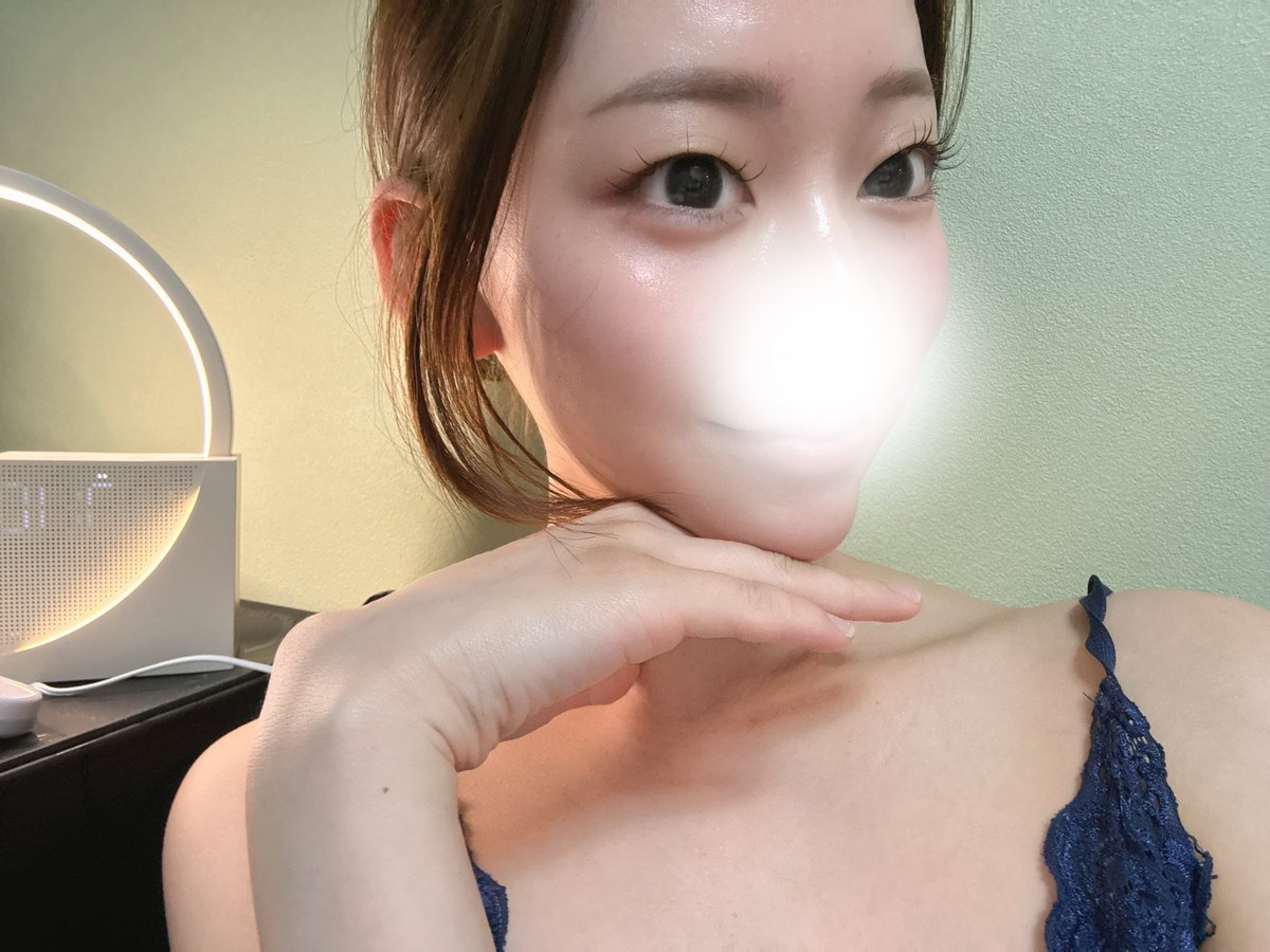 melon_only_kyt's tweet photo. 出勤しました🍈
9月ラスト、一緒にゆっくり過ごせたらうれしいです♡
お仕事終わりにもぜひ会いにきてね。
本日もお待ちしてます🫶🏻 https://t.co/389VgbQR9J