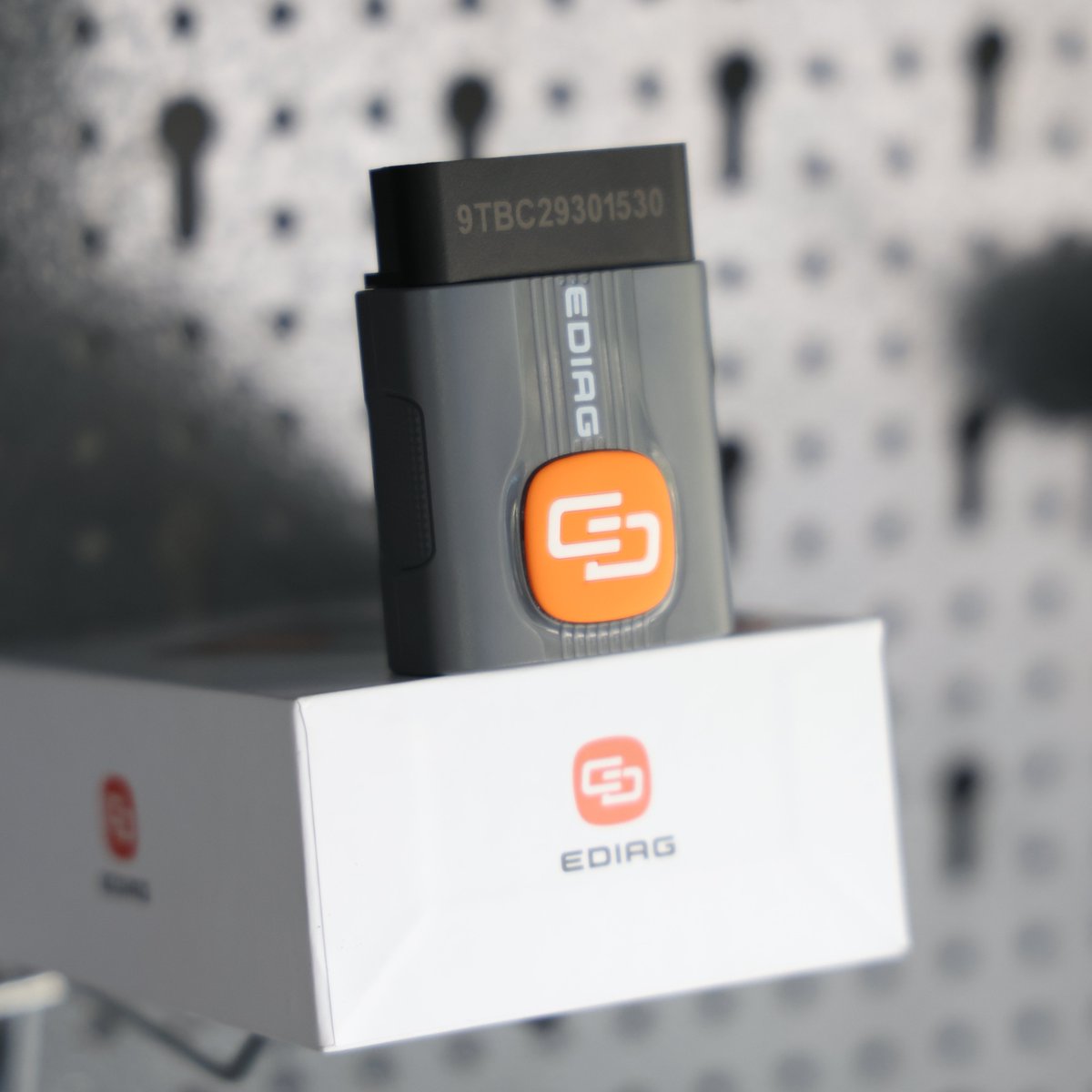 ediagtech's tweet photo. The EDIAG C1 Pro scanner features a compact design 🛠️
This #cardiagnostic tool reads vehicle fault codes efficiently.
It easily connects to the standard OBD2 port of your car.
A reliable device for regular vehicle status monitoring 🚗
#EDIAG #CarScanner #MechanicTools https://t.co/kJFHnYbQSQ