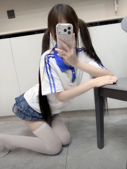 tara73gu5's tweet photo. 来者不拒 

快来 看 下面已经湿透啦  

好想要鸡巴大塞满粉嫩的小穴 https://t.co/8Ju14JHgl1