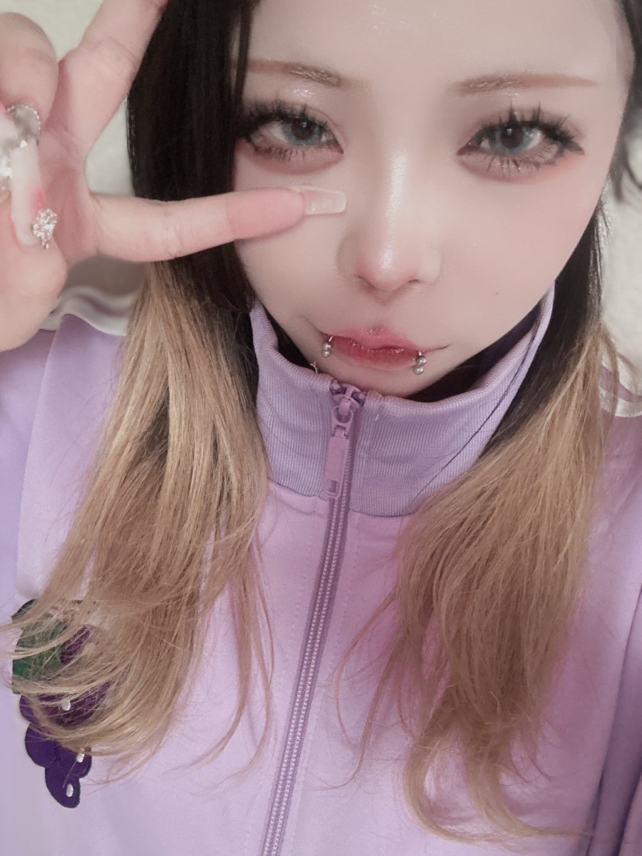 ioi6_i's tweet photo. 2024ねんのわたくし、これにビビるほどハマってこれしかやってなかった https://t.co/5YDNVkymxj