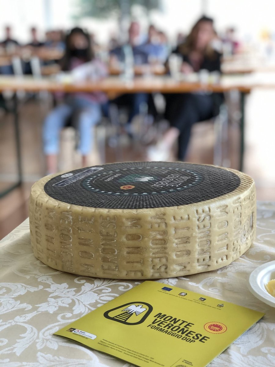 Monte_Veronese's tweet photo. Il 3 e 4 ottobre 2026 ci vediamo alla 22ª edizione di Caseus Italy, a Piazzola sul Brenta (PD). A completare il programma, la 13ª edizione del Festival delle DOP Venete
ℹ https://t.co/lLfXARYFyB
#monteveronese #caseus2026 #festivaldelledopvenete https://t.co/N2nY6oj9D8
