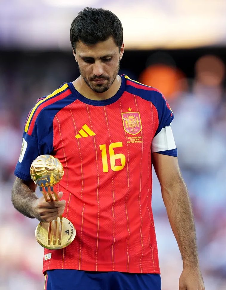 the_marcoli_boy's tweet photo. Rodri                                                 Wagadri https://t.co/AGaa7tUU1k