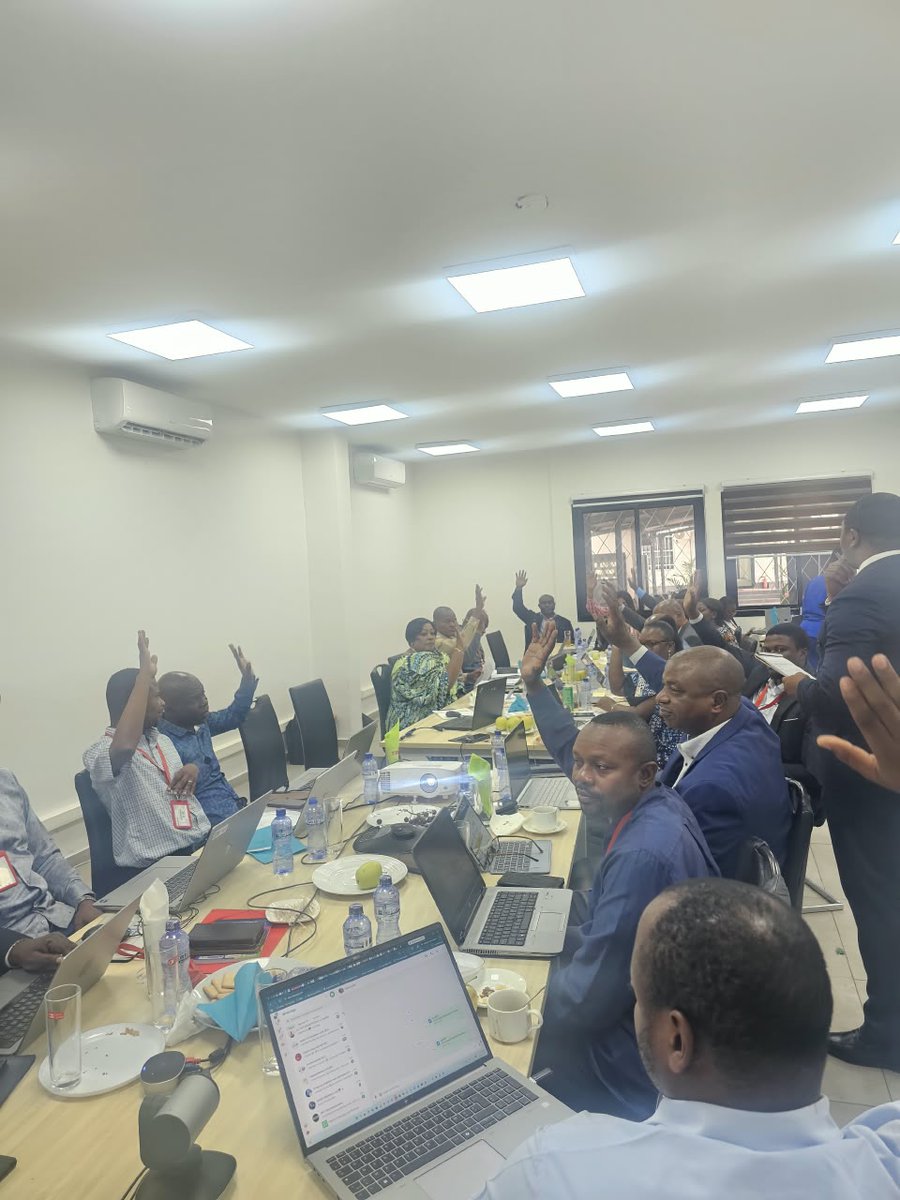 itierdc's tweet photo. Le 29 septembre 2026, le GTT a poursuivi, en présentiel et en ligne, l’examen et l’adoption des fiches de Validation. À quelques jours du lancement de la Validation de la #RDC, une forte mobilisation pour finaliser les travaux. https://t.co/Qb0dn0jDVH