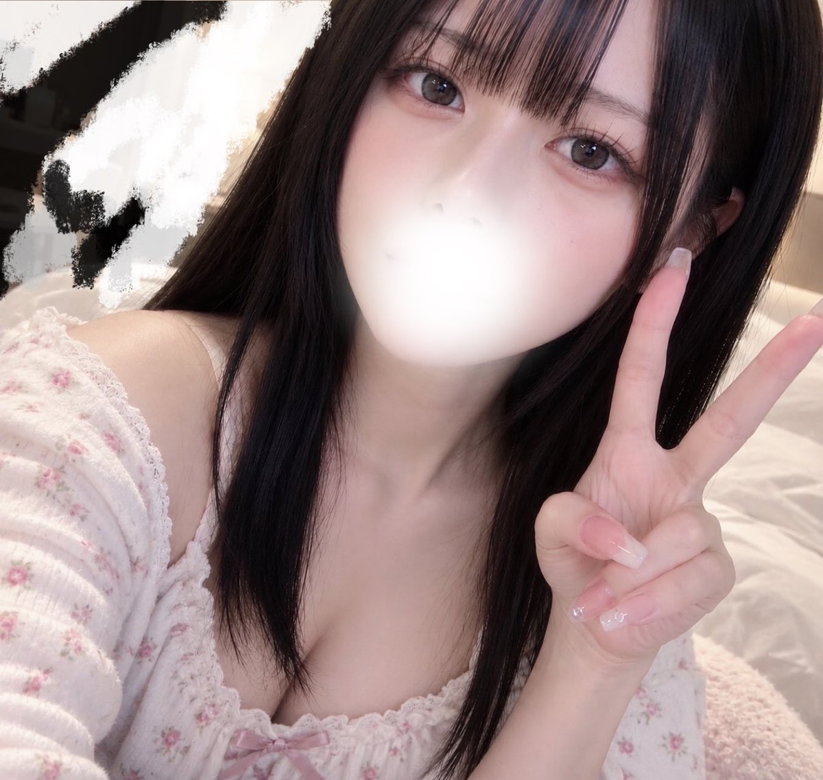 _moeiceb's tweet photo. 基本ソロで寂しいです👶🏻！
初心者ですが、モチベだけはあるのでいろいろ教えてくれる方探してます^ᴗ.ᴗ^♡

フォローしてくれた方はなるべく返します🤍

#VALORANT #VALORANT募集 
#VALORANT自己紹介カード 
#VALORANTフレンド募集 
#VALORANT女子 https://t.co/BsOOtAVQQp