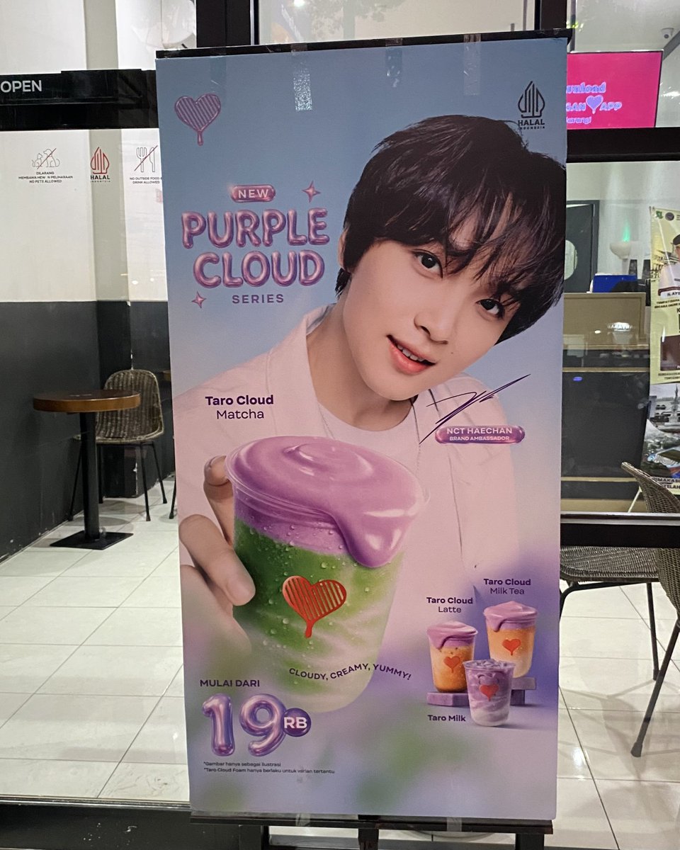 nengresign's tweet photo. Abseennn adik-adikk. Siapa yang udah cobain Kopi Kenangan x NCT Haechan Purple Cloud Series? Aku udah cobain Taro Cloud Milk Tea 🧋 https://t.co/0zzv5hclpf