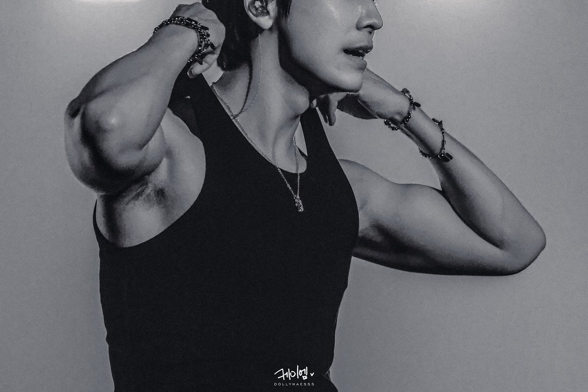 dollyhaesss's tweet photo. 𝑫𝒂𝒏𝒈𝒆𝒓⚠️

2026.09.04 - 2026 DONGHAE 1ST SOLO ENCORE CONCERT [ALIVE] in SEOUL

#동해 #DONGHAE
#슈퍼주니어 #SUPERJUNIOR https://t.co/kGImn9wz5N