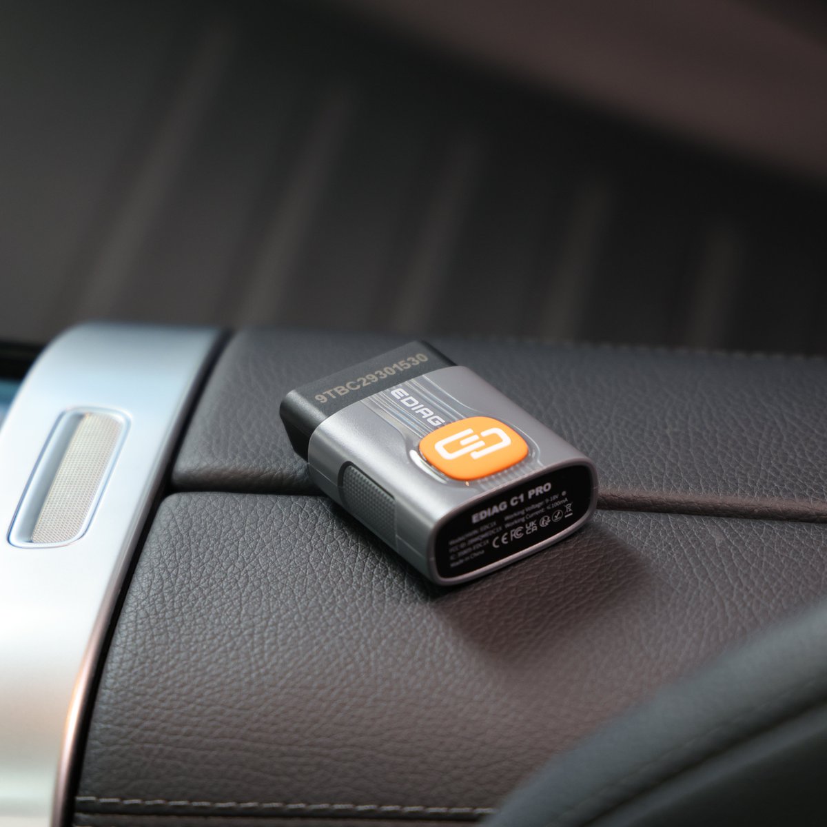 ediagtech's tweet photo. The EDIAG C1 Pro scanner features a compact design 🛠️
This #cardiagnostic tool reads vehicle fault codes efficiently.
It easily connects to the standard OBD2 port of your car.
A reliable device for regular vehicle status monitoring 🚗
#EDIAG #CarScanner #MechanicTools https://t.co/kJFHnYbQSQ