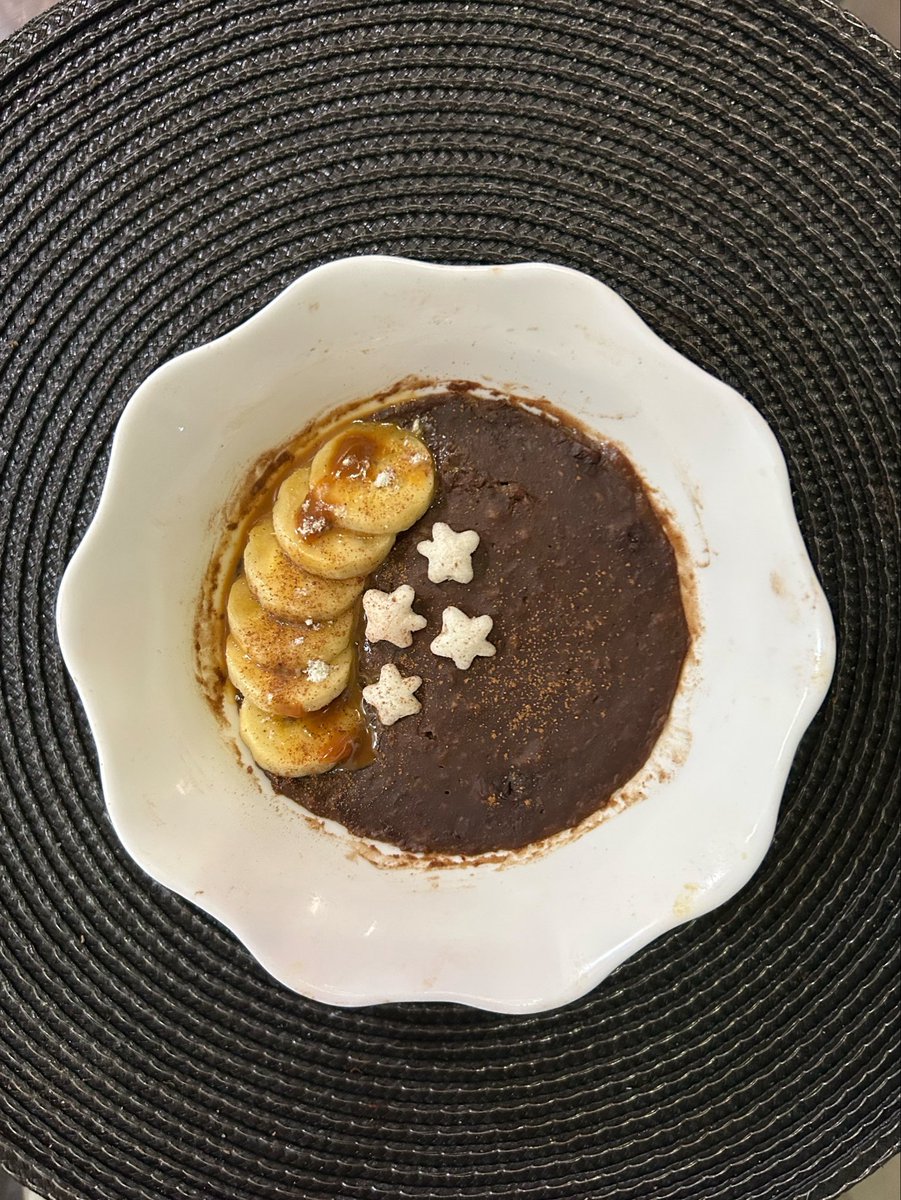 unicornss009's tweet photo. mingauzando no café da manhã https://t.co/2SzkwEZfJu