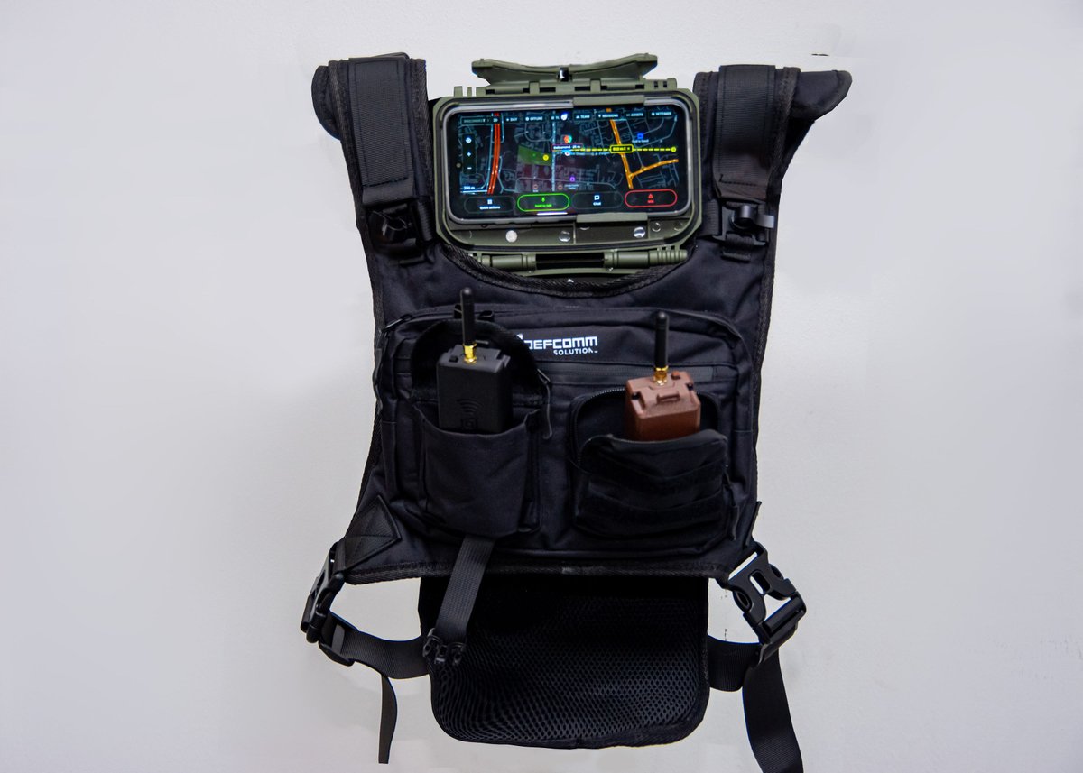 DefcommS's tweet photo. The SignalForge Chest Mount is designed around modular, mission configurable capability giving operators the freedom to build the exact setup they need.

- Modular &amp; adaptable
- Hot-swap mission modules
- Built for off-grid operations https://t.co/FROvZrrjk9