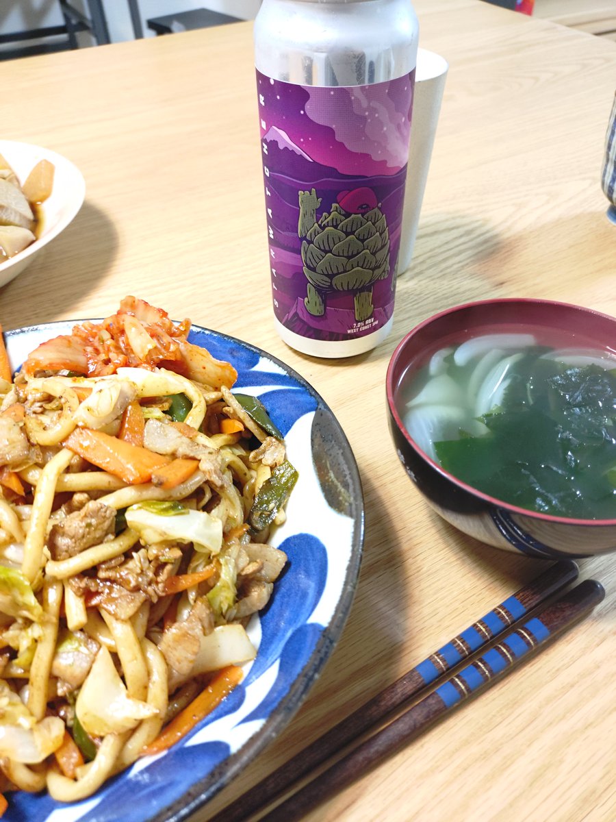 SHUN123FISHING's tweet photo. 焼きうどんとスターウォッチャー
#wcb https://t.co/Xk7FMQP7ps