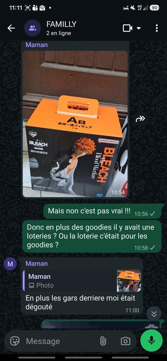 Altorza_'s tweet photo. Le banger du jour :

- Ne pas pouvoir se rendre à la première pour la sortie de l'édition deluxe bleach en librairie
- Avoir une super maman qui y passe pour toi

La suite appartient à l'histoire 🔥💫 

#BLEACHㅤㅤㅤ https://t.co/OWWODncFeI