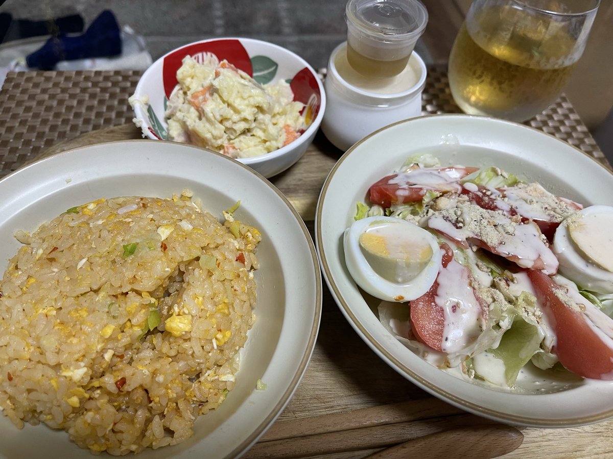 redpetunia7's tweet photo. 今日も残業だっけど、しっかり
晩御飯食べて明日も頑張る😤💪

いつもチャッピーに評価してもらってるやつもつけてみる🤭大抵90点以上の甘め採点ありがたや(＞人＜;) https://t.co/SRX9Gl3GvU
