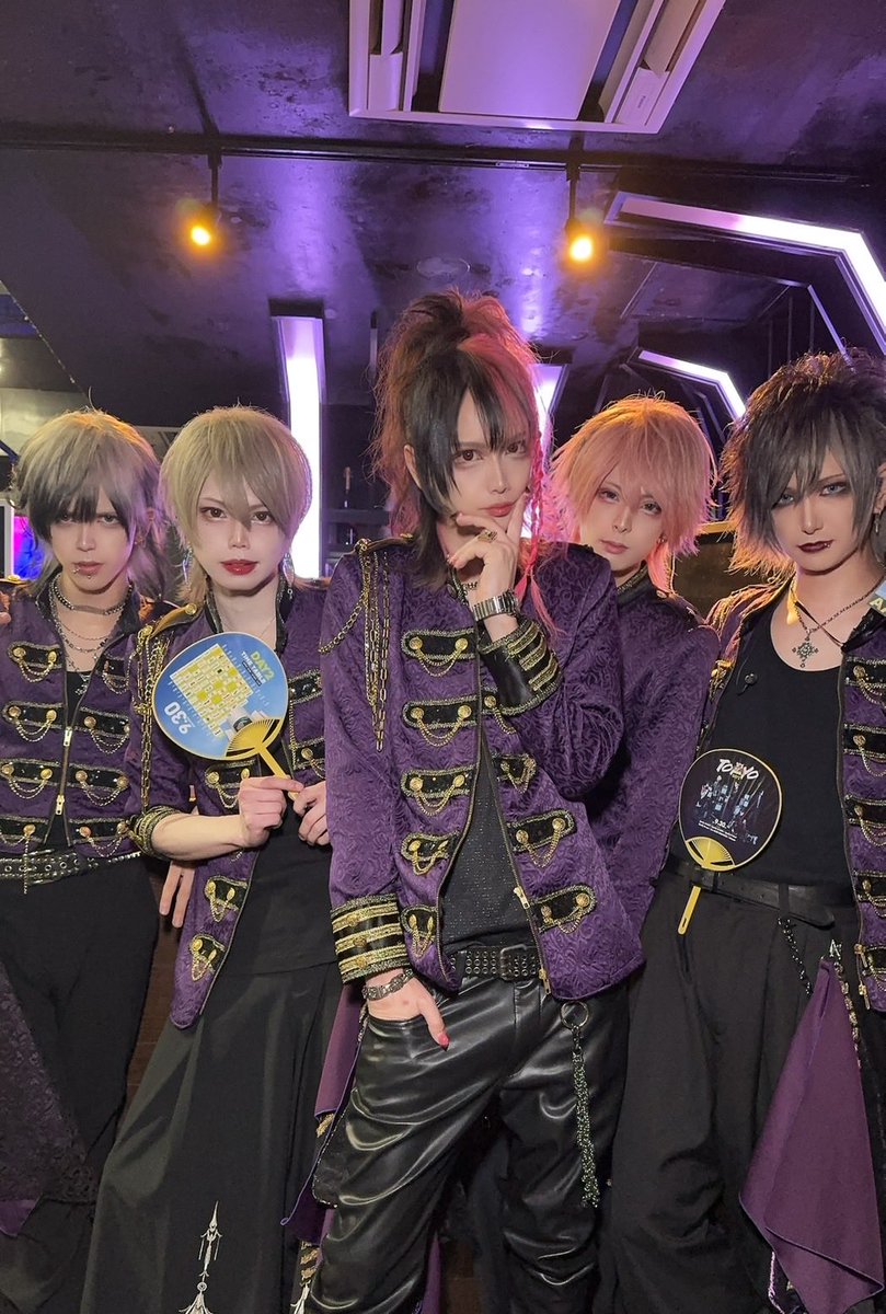 TOKYO_HANAYOME's tweet photo. 🥀SET_LIST🥀  

【バグサミ2026東京】

BugLugの皆様
本日は、ありがとうございました。
そして、フィナーレも参加したいです。

2026.9.30 clubasia

1.マリアージュ
2.英雄伝説
3.魔法少女は壊れない
4.神煙-shisha-
5.愛憎ループ
6.ラムネ
7.容疑者Aの花嫁

NEXT▶︎ 10/3 渋谷REXみお生誕　

楽曲配信中♬_
https://t.co/vlHsYNuj1d

＃バクサミ ＃東京花嫁
