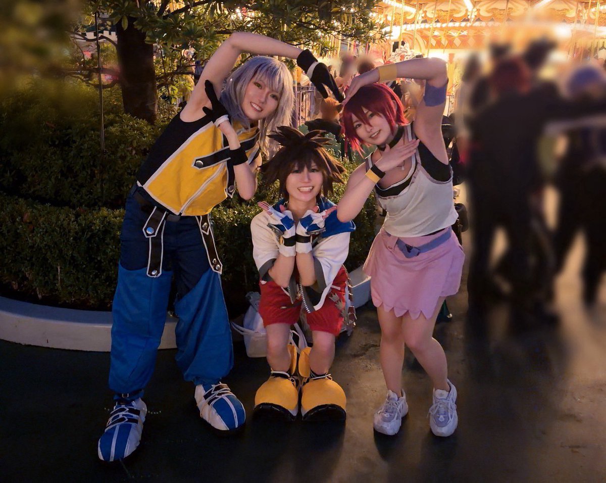 Uchiyama_KH's tweet photo. 2026.09.27🏰

ハートが作れなかった島っ子
1日で圧倒的成長❗️

←朝　夜→

#Dハロ仮装2026
#KH仮装 https://t.co/vPdFY1dOfi