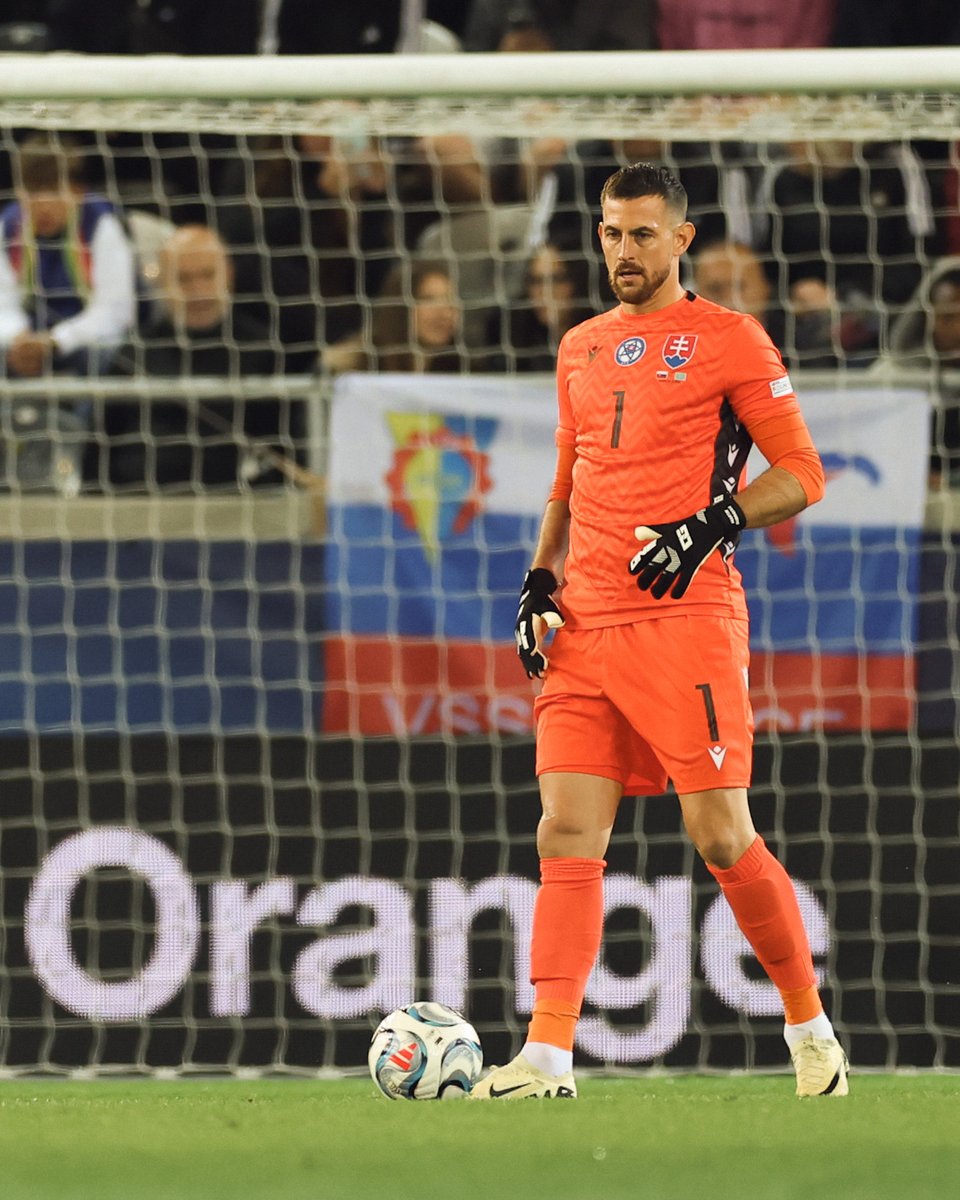 SpursOfficial's tweet photo. Martin Dubravka played 90 minutes as Slovakia made it two wins from two in their Nations League group 🇸🇰

🔗 https://t.co/7Cgu8vdx2i https://t.co/S5cS8T1ywJ