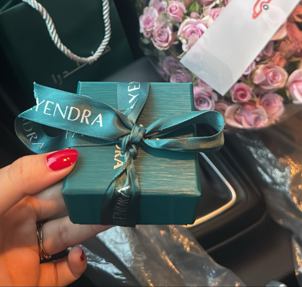 lli14_'s tweet photo. أبيك من العُمر عمرٍ أعيشه ما وراه غياب ❤️ https://t.co/9ItIyJFp4c