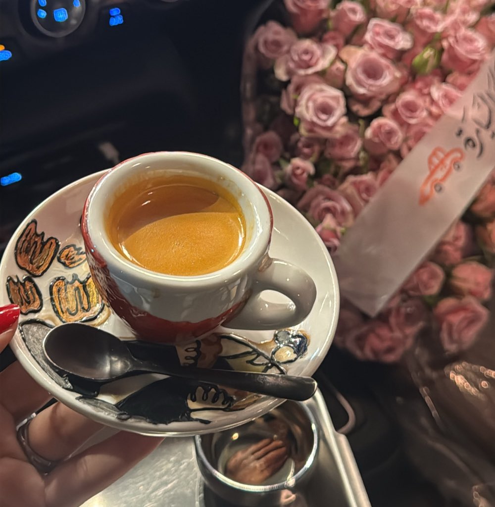 lli14_'s tweet photo. أبيك من العُمر عمرٍ أعيشه ما وراه غياب ❤️ https://t.co/9ItIyJFp4c